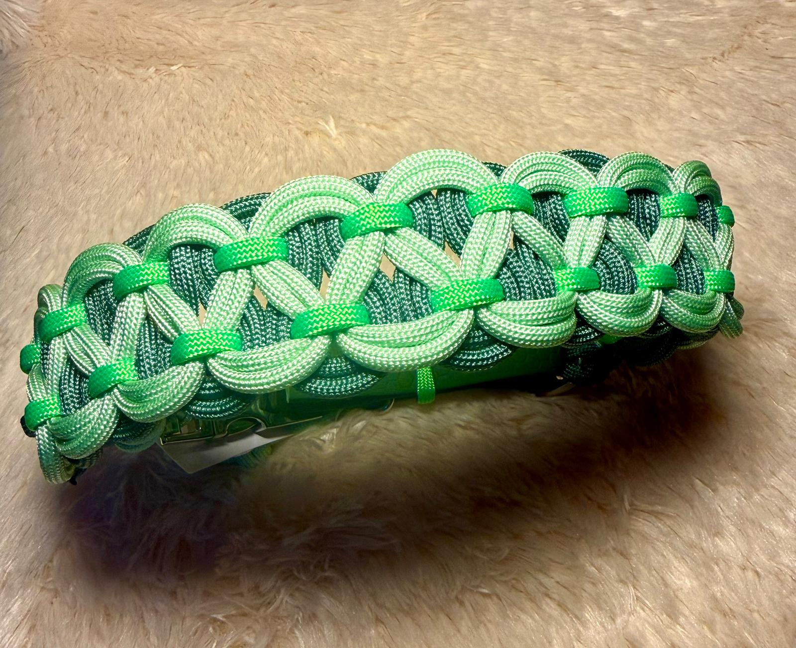 Hundehalsband Paracord Grün - handmade