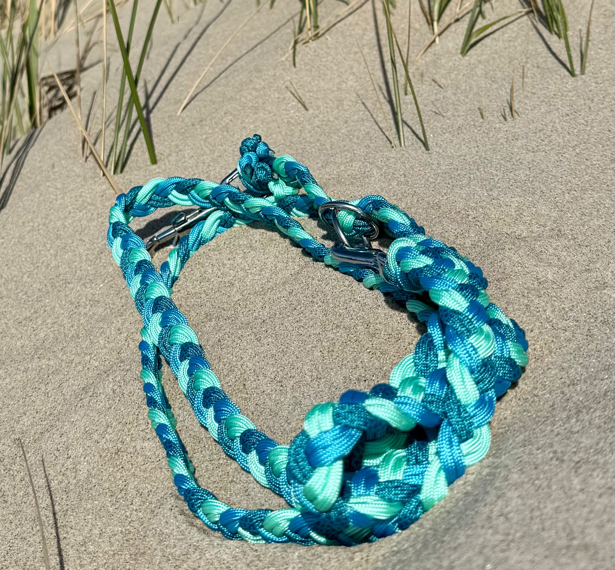 Hundeleine Ultraleicht Paracord (2 Farben)