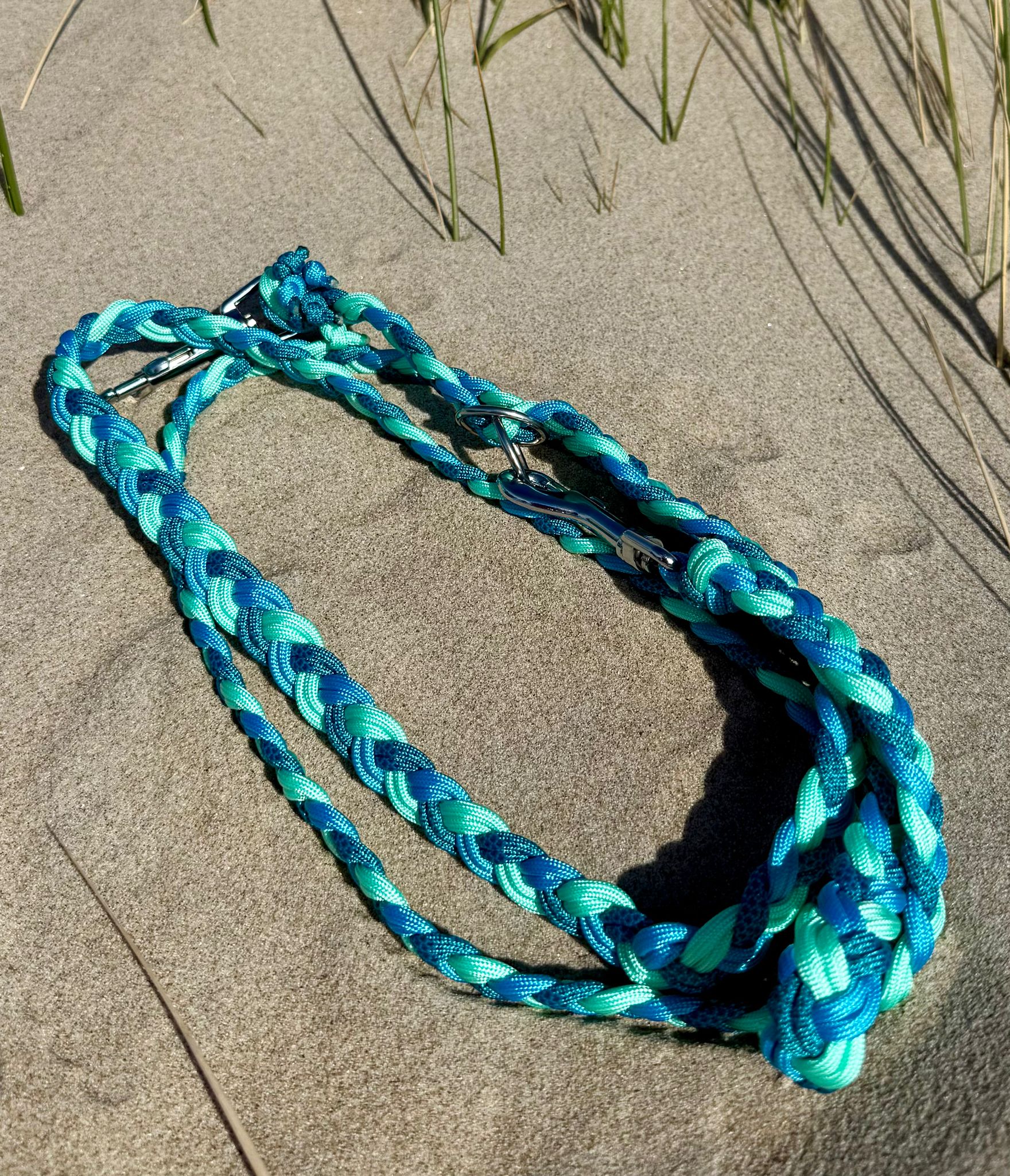 Hundeleine Ultraleicht Paracord (2 Farben)