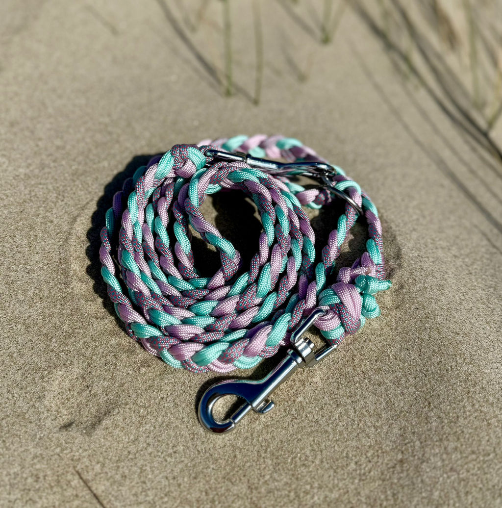 Hundeleine Ultraleicht Paracord (2 Farben) - Handmade